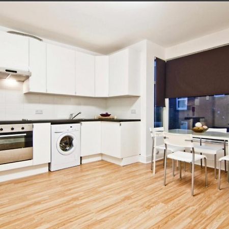 Budget Double Room Close To Leeds University And City Centre Exterior foto