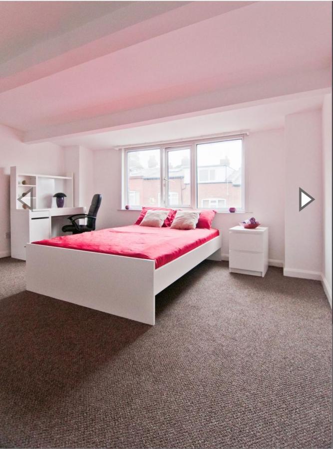 Budget Double Room Close To Leeds University And City Centre Exterior foto